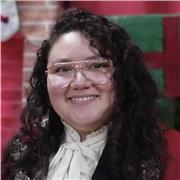 Estudiante de magisterio en educación primaria (último curso). Con más de 8 años de experiencia cuidando y enseñando a niños/as